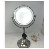 Natural daylight lighted vanity mirror