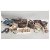Box of brass bowls, trinket box, basket, etc,