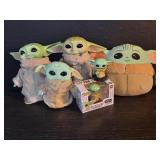 6 Disney baby Yoda 'The Child' plush & Funko Pop