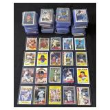 Large lot of 330 baseball cards