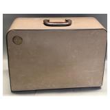 Vintage Singer sewing machine in carrying case