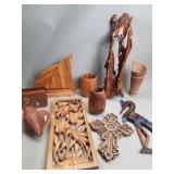 Collection of miscellaneous wood decor carvings,