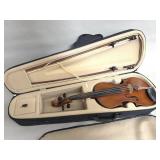 Antonius Stradiuarius reproduction violin