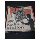 Vintage 1954 Remco electronic radio station