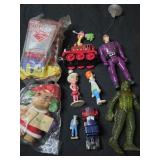 Lot of 10 assorted toys