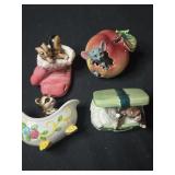 Lot of 4 Napco porcelain figures
