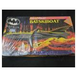 Vintage 1992 Batskiboat Batman Returns model kit