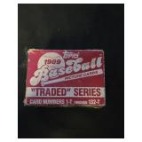 Vintage 1989 Topps baseball picture cards