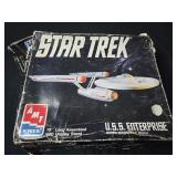 Vintage 1989 Star Tek USS Enterprise model kit