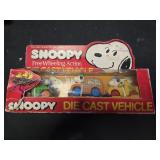 Vintage 1971 Snoopy die cast vehicle set