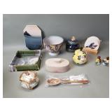 Box of miscellaneous items; covered bowl,