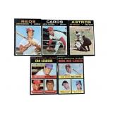 Lot of 1971 Topps baseball cards: Johnny Bench,