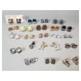 Group of vintage gold-tone & silvertone cufflinks