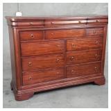 Contemporary mahogany veneer chest of drawers
