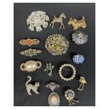 Group of vintage brooches
