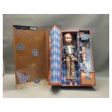 2005 Mattel Teen Trends 17" Courtney & wardrobe