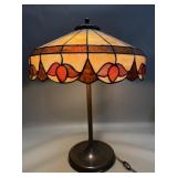 Tiffany style stained glass table lamp