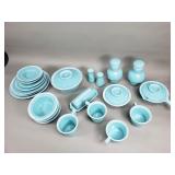 Group of vintage Hull Creston pottery plates,