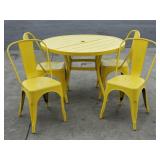 Vintage metal circular table with 4 chairs