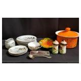 Ceramic salt and pepper shakers, porcelain