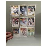 Assorted O-PEE-CHEE hockey cards