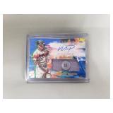 2020 Topps Inception Mauricio Dubon autograph