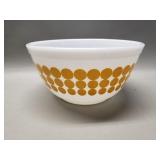 Vintage Pyrex Dots mixing bowl #402