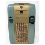 Vintage Westinghouse "Little jewelï¿½ tube radio