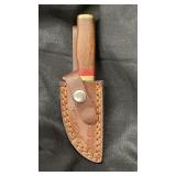 Damascus steel fixed blade knife