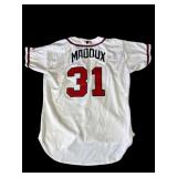 Greg Maddux signed Braves jersey