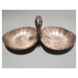 Silver figural sectioned trinket dish, scratch
