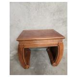Thomasville end table