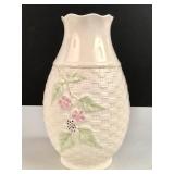 Vintage Belleek Pottery (Ireland) vase