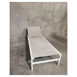 Folding  metal chaise  lounge