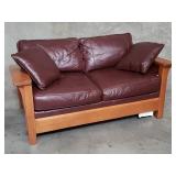 Stickley Arts & Crafts leather and oak sofa