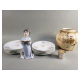 Box of misc Lladro figurine, limoges plates,