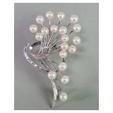 Vintage sterling silver and pearl brooch