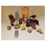 Group of owl figurines, stone, leather, wood, etc.