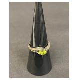 Vintage sterling silver ring with oval faceted