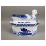 Porcelain duck shaped lidded tureen
