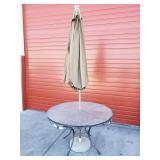 Aluminum patio round table with umbrella stand