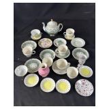 Lot of ceramic items