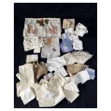 Lot of vintage table place mats