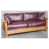 Stickley Arts & Crafts leather and oak sofa