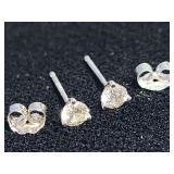 14k white gold & diamond stud earrings