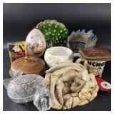 Box of misc. Trinket box, mugs, vase, etc.
