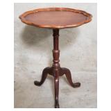 Vintage mahogany tilt-top pie crust table