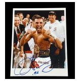 Oscar De La Hoya signed 8 x 10 in blue sharpie