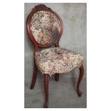 Victorian-style mahogany balloon back side chair