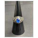 Vintage sterling silver class ring with blue